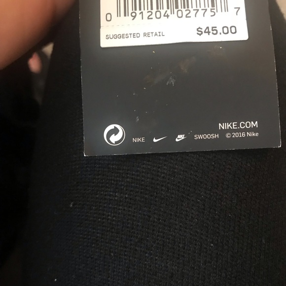 New Nike black with gray style 940241-010 - Picture 3 of 3